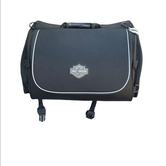 Harley Davidson Tail Bag and Rain Cover - Picture 3 of 16